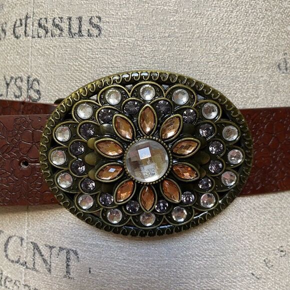 Brown Floral Faux Leather Belt with Ornate Rhinestone Flower Buckle - Picture 2 of 10